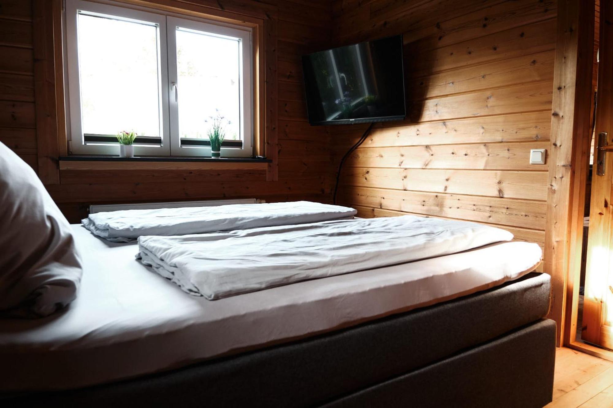 Ferienhaus Holzblockhaus, Eifel Oberkail