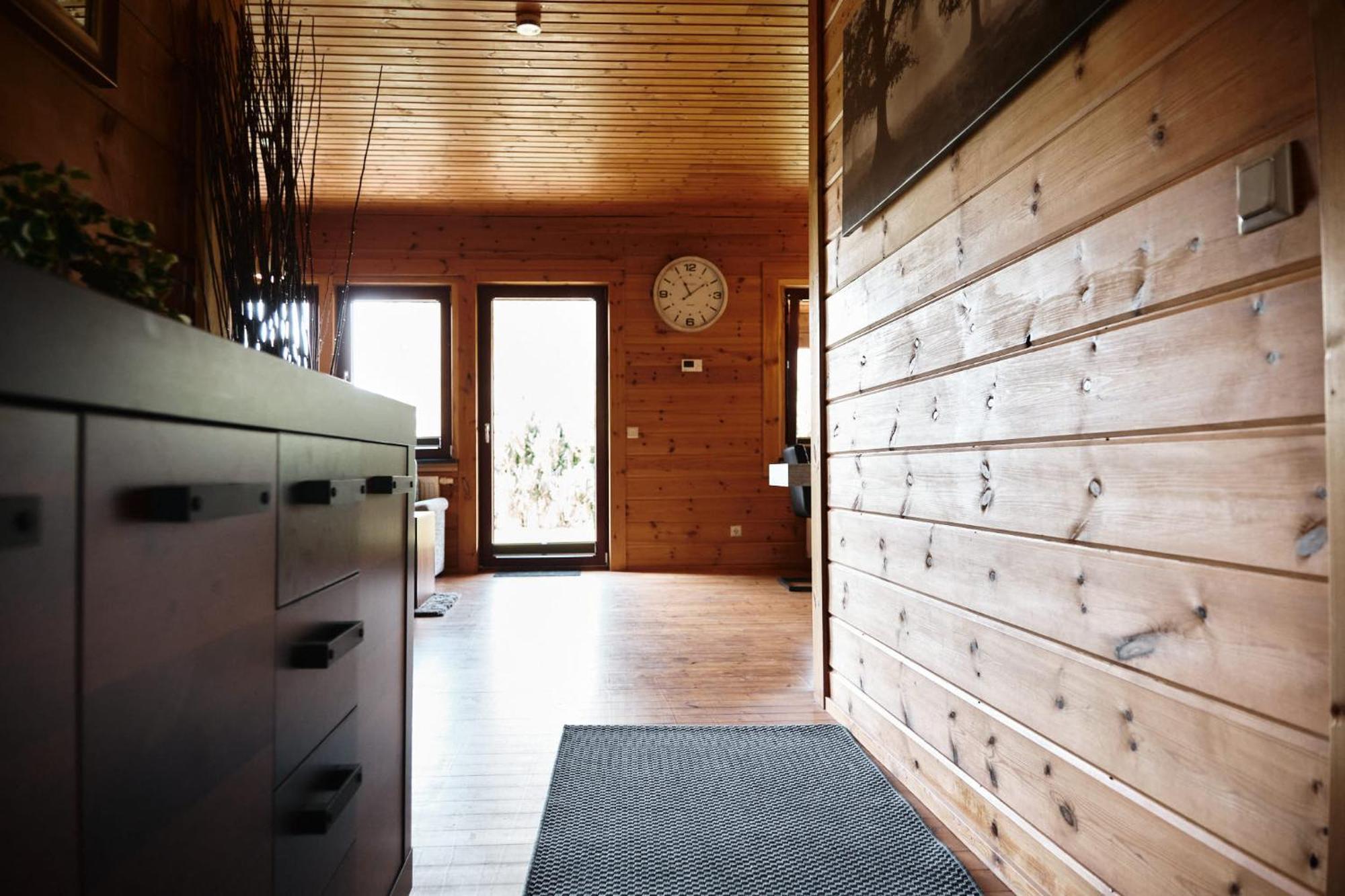 Ferienhaus Holzblockhaus, Eifel Oberkail